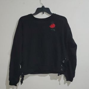 Sweatshirt with rose detail